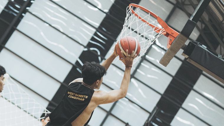 Basketball — I Made Debrio Amarta