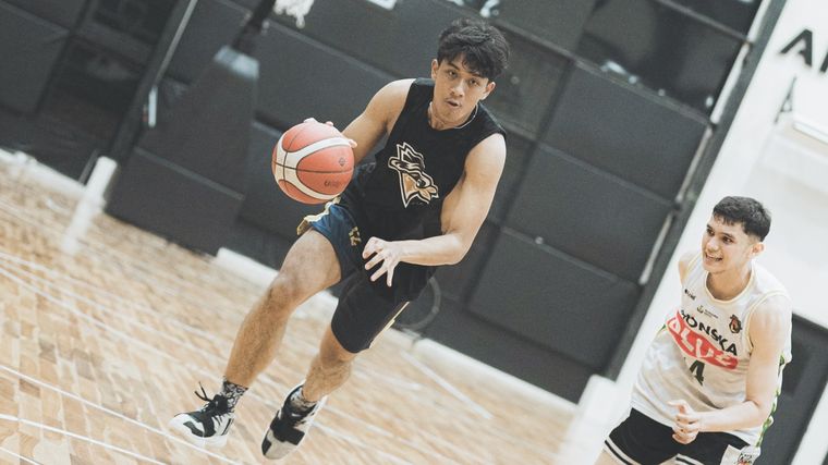 Basketball — I Made Debrio Amarta
